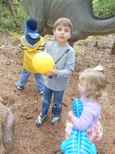 20140418-dinoegghunt3-19