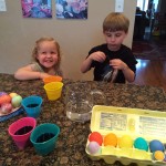 20140419-eggcoloring3-04