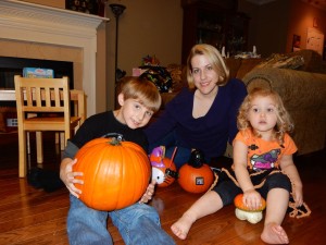 20141029-halloweenprep3-21