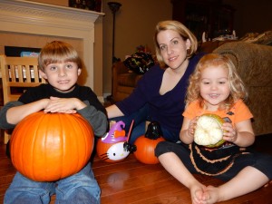 20141029-halloweenprep3-23