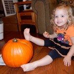 20141029-halloweenprep3-28