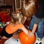 20141029-halloweenprep3-33