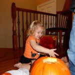20141029-halloweenprep3-37
