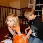20141029-halloweenprep3-41
