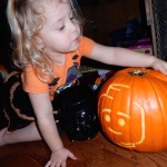 20141029-halloweenprep3-43