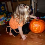 20141029-halloweenprep3-44