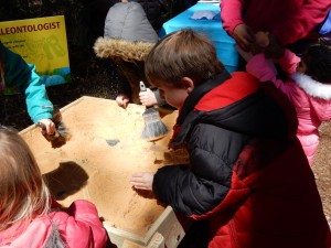20150329-egghunt2-51